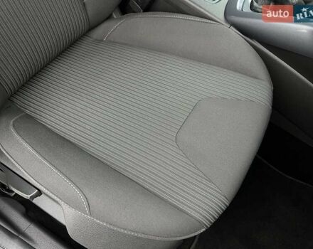 Форд Фокус 2014 в Стрые на Automoto.ua Серый Форд Фокус, объемом двигателя 1.6 л и пробегом 197 тыс. км за 9350 $, фото 116 на Automoto.ua