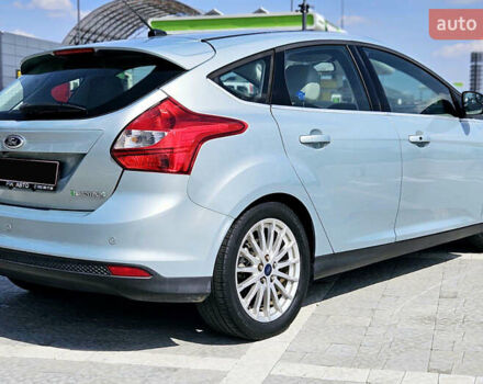 Серый Форд Фокус, объемом двигателя 0 л и пробегом 160 тыс. км за 6800 $, фото 5 на Automoto.ua