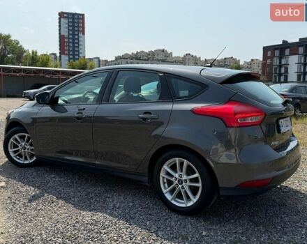 Сірий Форд Фокус, об'ємом двигуна 2 л та пробігом 108 тис. км за 8900 $, фото 4 на Automoto.ua