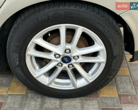 Серый Форд Фокус, объемом двигателя 2 л и пробегом 160 тыс. км за 8700 $, фото 33 на Automoto.ua