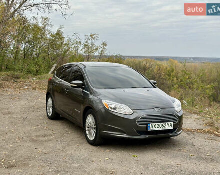 Серый Форд Фокус, объемом двигателя 0 л и пробегом 137 тыс. км за 7350 $, фото 3 на Automoto.ua