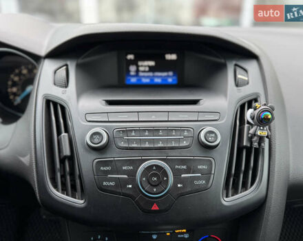 Серый Форд Фокус, объемом двигателя 2 л и пробегом 63 тыс. км за 8500 $, фото 12 на Automoto.ua