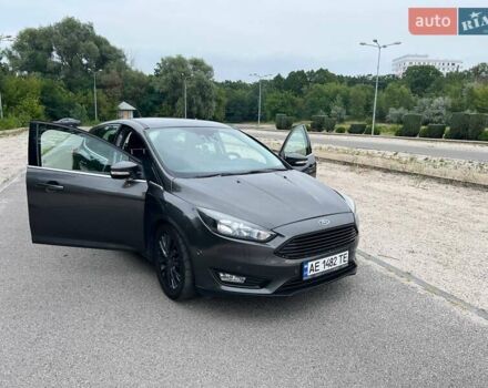 Сірий Форд Фокус, об'ємом двигуна 2 л та пробігом 150 тис. км за 8799 $, фото 9 на Automoto.ua