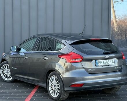 Серый Форд Фокус, объемом двигателя 0 л и пробегом 60 тыс. км за 6950 $, фото 2 на Automoto.ua
