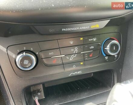 Серый Форд Фокус, объемом двигателя 2 л и пробегом 136 тыс. км за 8000 $, фото 21 на Automoto.ua