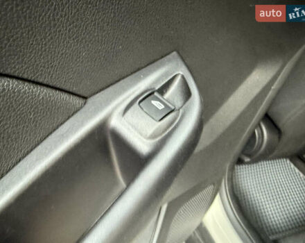 Серый Форд Фокус, объемом двигателя 2 л и пробегом 160 тыс. км за 8700 $, фото 25 на Automoto.ua