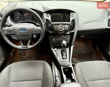 Серый Форд Фокус, объемом двигателя 2 л и пробегом 130 тыс. км за 6500 $, фото 6 на Automoto.ua