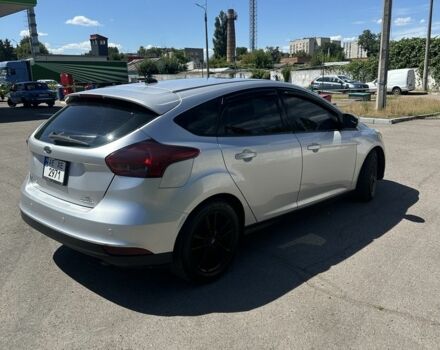 Сірий Форд Фокус, об'ємом двигуна 2 л та пробігом 280 тис. км за 7200 $, фото 4 на Automoto.ua