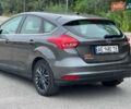 Сірий Форд Фокус, об'ємом двигуна 2 л та пробігом 150 тис. км за 8799 $, фото 1 на Automoto.ua