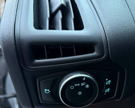 Серый Форд Фокус, объемом двигателя 2 л и пробегом 179 тыс. км за 7499 $, фото 25 на Automoto.ua