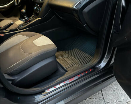 Серый Форд Фокус, объемом двигателя 2 л и пробегом 99 тыс. км за 11999 $, фото 15 на Automoto.ua