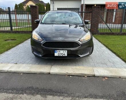 Серый Форд Фокус, объемом двигателя 2 л и пробегом 127 тыс. км за 9600 $, фото 9 на Automoto.ua