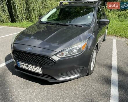 Серый Форд Фокус, объемом двигателя 2 л и пробегом 136 тыс. км за 8000 $, фото 1 на Automoto.ua