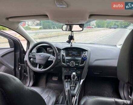 Сірий Форд Фокус, об'ємом двигуна 2 л та пробігом 150 тис. км за 8799 $, фото 4 на Automoto.ua