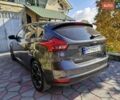 Сірий Форд Фокус, об'ємом двигуна 2 л та пробігом 161 тис. км за 8300 $, фото 2 на Automoto.ua