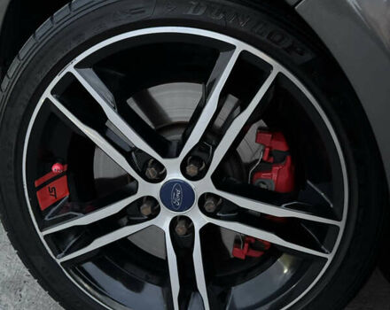 Серый Форд Фокус, объемом двигателя 2 л и пробегом 99 тыс. км за 11999 $, фото 11 на Automoto.ua