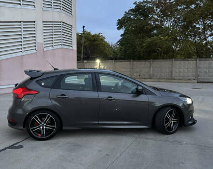 Серый Форд Фокус, объемом двигателя 2 л и пробегом 99 тыс. км за 11999 $, фото 2 на Automoto.ua