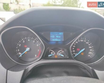 Серый Форд Фокус, объемом двигателя 1 л и пробегом 38 тыс. км за 9500 $, фото 4 на Automoto.ua