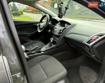 Серый Форд Фокус, объемом двигателя 2 л и пробегом 127 тыс. км за 9600 $, фото 11 на Automoto.ua