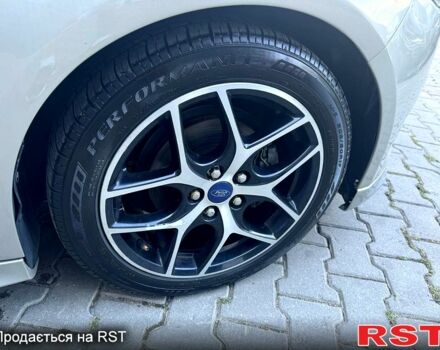 Сірий Форд Фокус, об'ємом двигуна 2 л та пробігом 137 тис. км за 9300 $, фото 3 на Automoto.ua