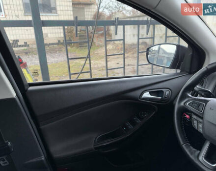 Серый Форд Фокус, объемом двигателя 2.01 л и пробегом 213 тыс. км за 8200 $, фото 8 на Automoto.ua