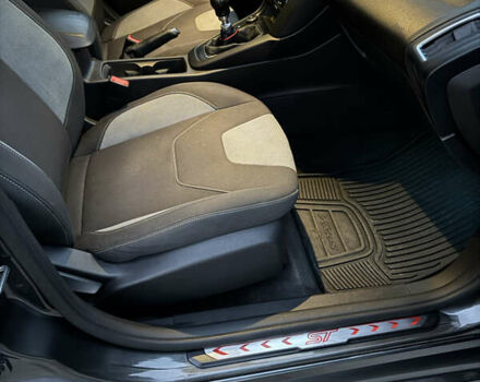 Серый Форд Фокус, объемом двигателя 2 л и пробегом 99 тыс. км за 11999 $, фото 16 на Automoto.ua