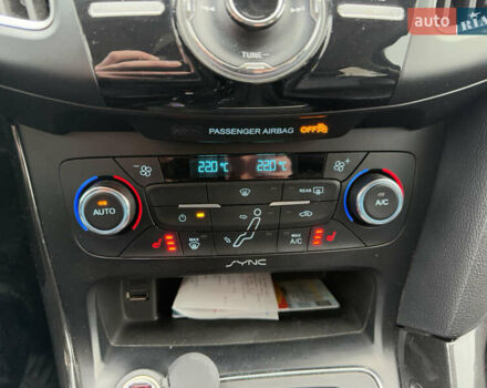 Серый Форд Фокус, объемом двигателя 2.01 л и пробегом 213 тыс. км за 8200 $, фото 40 на Automoto.ua