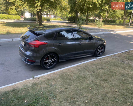 Серый Форд Фокус, объемом двигателя 2 л и пробегом 117 тыс. км за 11000 $, фото 13 на Automoto.ua