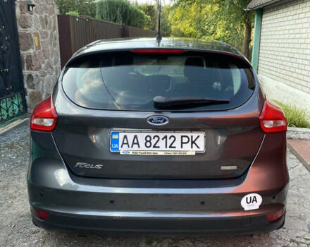 Серый Форд Фокус, объемом двигателя 1 л и пробегом 215 тыс. км за 7413 $, фото 5 на Automoto.ua