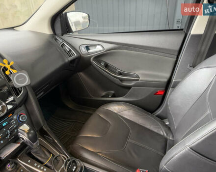 Серый Форд Фокус, объемом двигателя 2.01 л и пробегом 213 тыс. км за 8200 $, фото 7 на Automoto.ua