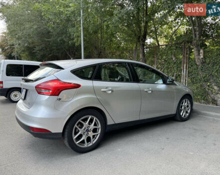 Сірий Форд Фокус, об'ємом двигуна 2 л та пробігом 102 тис. км за 8950 $, фото 6 на Automoto.ua