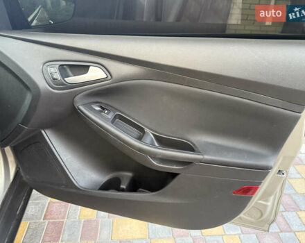 Серый Форд Фокус, объемом двигателя 2 л и пробегом 160 тыс. км за 8700 $, фото 18 на Automoto.ua