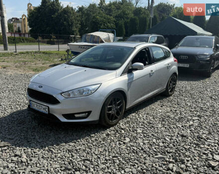 Форд Фокус 2016 в Хмельницком на Automoto.ua Серый Форд Фокус, объемом двигателя 2 л и пробегом 213 тыс. км за 9500 $, фото 3 на Automoto.ua