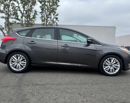 Серый Форд Фокус, объемом двигателя 2 л и пробегом 80 тыс. км за 7600 $, фото 5 на Automoto.ua