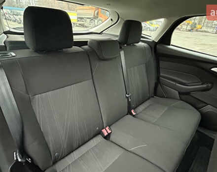 Сірий Форд Фокус, об'ємом двигуна 2 л та пробігом 163 тис. км за 8500 $, фото 35 на Automoto.ua