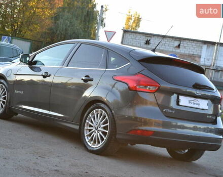Форд Фокус 2016 в Луцке на Automoto.ua Серый Форд Фокус, объемом двигателя 0 л и пробегом 100 тыс. км за 6999 $, фото 10 на Automoto.ua
