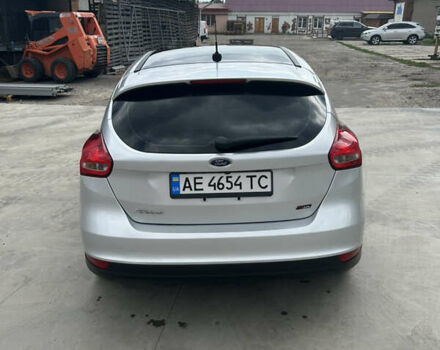 Сірий Форд Фокус, об'ємом двигуна 2 л та пробігом 117 тис. км за 8999 $, фото 5 на Automoto.ua