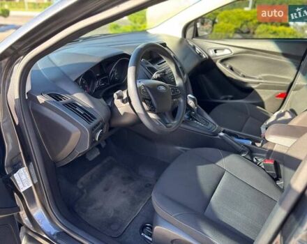 Сірий Форд Фокус, об'ємом двигуна 2 л та пробігом 141 тис. км за 8700 $, фото 5 на Automoto.ua