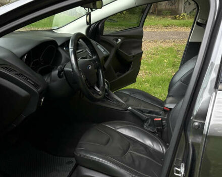 Серый Форд Фокус, объемом двигателя 2 л и пробегом 196 тыс. км за 8300 $, фото 4 на Automoto.ua