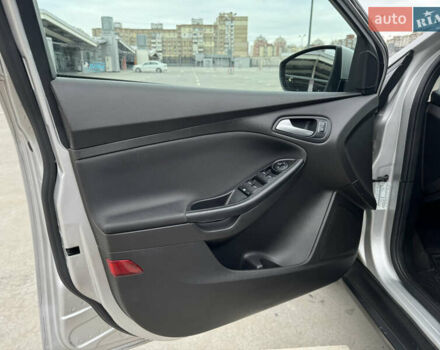 Серый Форд Фокус, объемом двигателя 2 л и пробегом 117 тыс. км за 8900 $, фото 27 на Automoto.ua