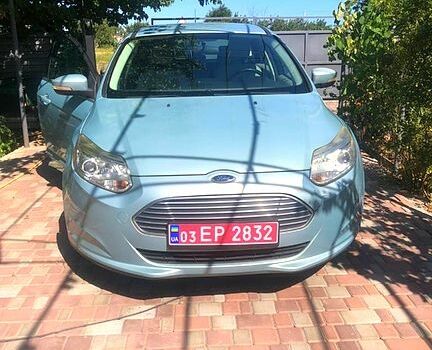 Серый Форд Фокус, объемом двигателя 0.11 л и пробегом 0 тыс. км за 5700 $, фото 3 на Automoto.ua