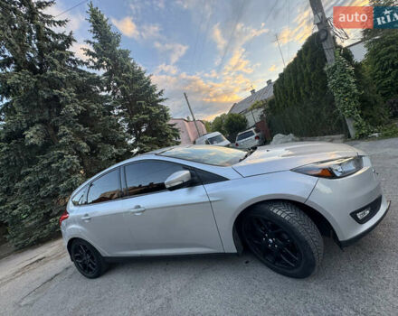 Сірий Форд Фокус, об'ємом двигуна 2 л та пробігом 196 тис. км за 8300 $, фото 6 на Automoto.ua