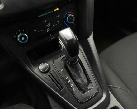 Серый Форд Фокус, объемом двигателя 2 л и пробегом 264 тыс. км за 8500 $, фото 21 на Automoto.ua