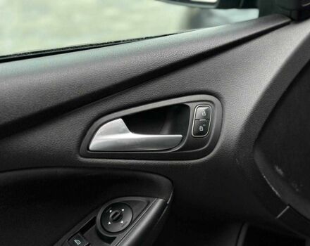 Серый Форд Фокус, объемом двигателя 2 л и пробегом 264 тыс. км за 8500 $, фото 11 на Automoto.ua