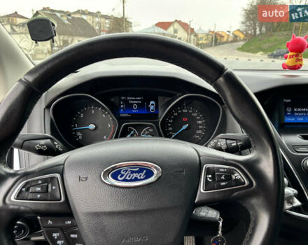 Серый Форд Фокус, объемом двигателя 1.5 л и пробегом 253 тыс. км за 9750 $, фото 12 на Automoto.ua