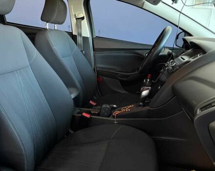 Сірий Форд Фокус, об'ємом двигуна 2 л та пробігом 159 тис. км за 8000 $, фото 20 на Automoto.ua