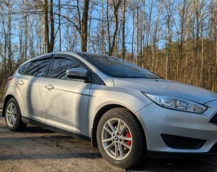 Сірий Форд Фокус, об'ємом двигуна 2 л та пробігом 167 тис. км за 7900 $, фото 2 на Automoto.ua