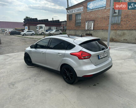 Сірий Форд Фокус, об'ємом двигуна 2 л та пробігом 117 тис. км за 8999 $, фото 4 на Automoto.ua