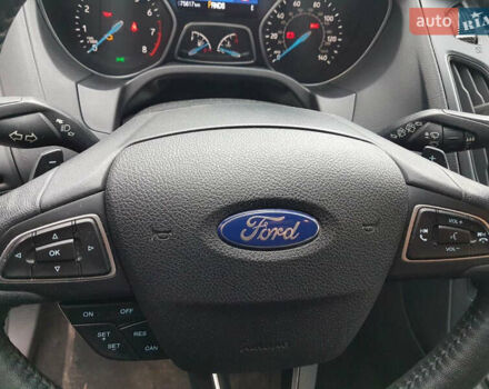 Сірий Форд Фокус, об'ємом двигуна 2 л та пробігом 122 тис. км за 8200 $, фото 15 на Automoto.ua