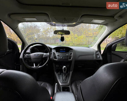 Серый Форд Фокус, объемом двигателя 2 л и пробегом 196 тыс. км за 8300 $, фото 6 на Automoto.ua